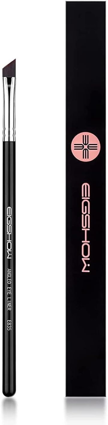 Pinceau eyeliner à angle fin : l'outil parfait pour les passionnées de maquillage Révélez votre regard avec précision grâce à ce pinceau de haute qualité, idéal pour un eyeliner impeccable.