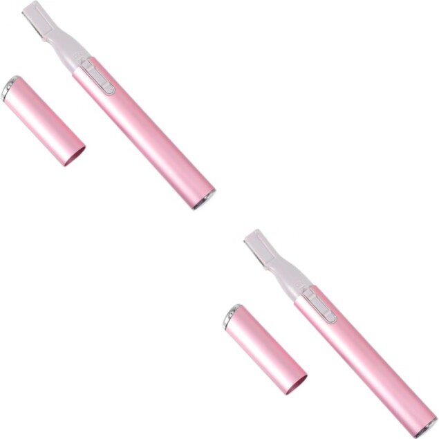 Tondeuse à sourcils : le duo parfait pour une épilation précise et élégante   Découvrez notre pack de 2 tondeuses à sourcils et rasoirs, spécialement conçu pour les femmes soucieuses de leur beauté. Grâce à leur boîtier en aluminium et leur design raffiné, ces outils vous offrent une expérience de rasage douce et efficace, pour un regard sublimé en toute simplicité.