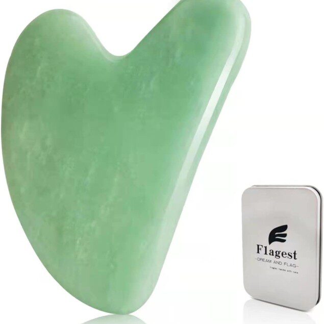 Gua Sha en quartz rose : l'outil de massage facial idéal pour un teint éclatant et une peau rajeunie