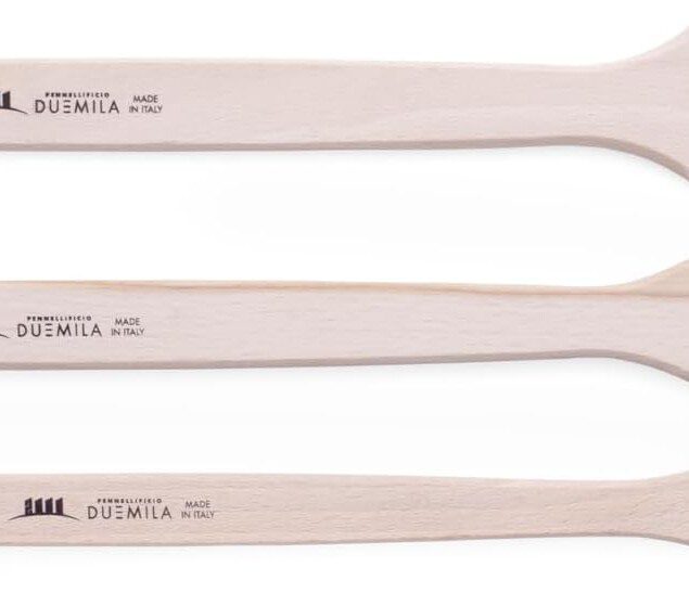 Pinceaux professionnels pour radiateurs : set de 3 outils élégants pour peindre facilement vos surfaces