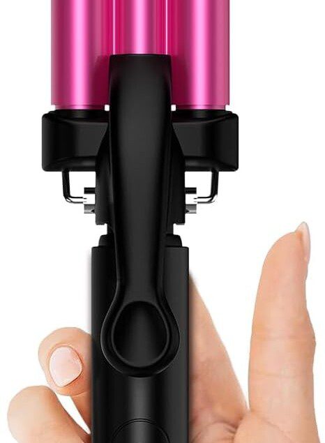 Fer à boucler 3 barils : l'outil idéal pour créer des ondulations élégantes pour tous les types de cheveux