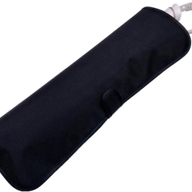 Tapis de fer à lisser et pochette : l'accessoire idéal pour les voyageurs soucieux de la chaleur