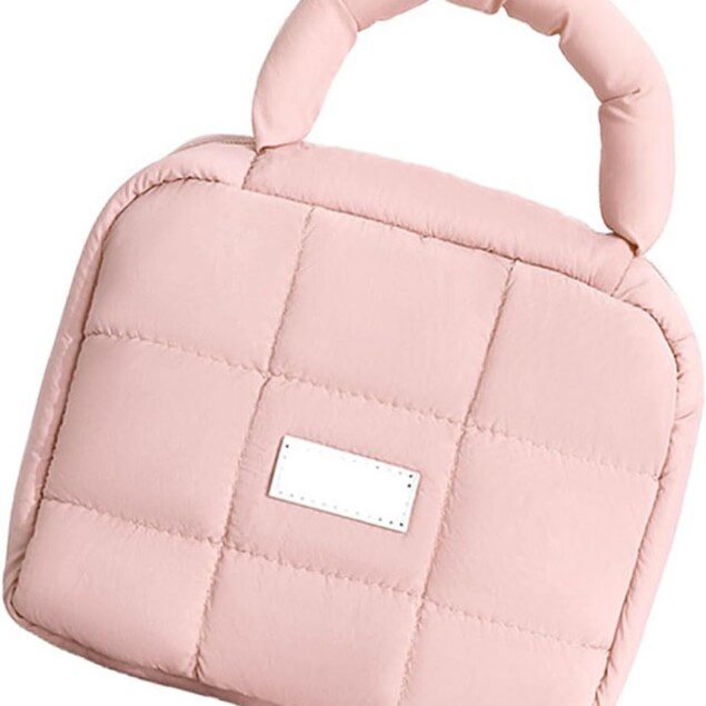 Trousse de maquillage de voyage : pour les femmes en quête d'organisation et d'élégance