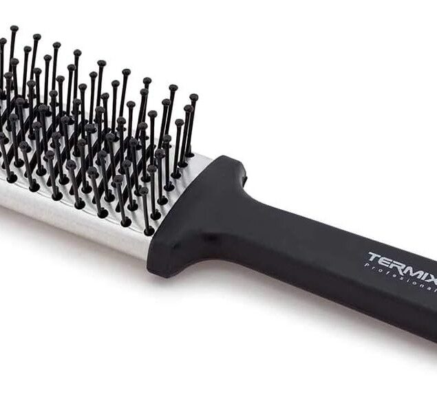 Brosse plate petit format Termix : l'outil idéal pour les professionnels de la coiffure
