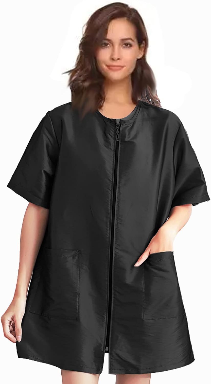 Blouse toilettage canin imperméable : l'accessoire essentiel pour un toilettage professionnel réussi