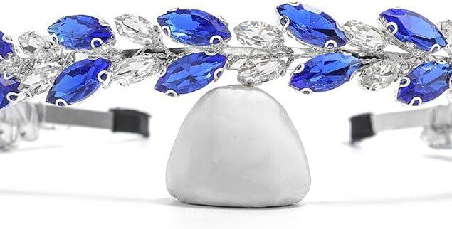 Serre-tête mariage bleu : couronne en strass pour sublimer votre coiffure de mariée
