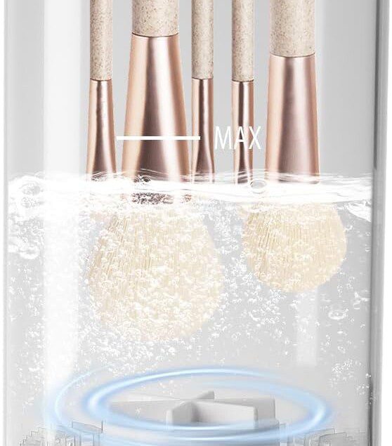 Nettoyeur électrique pour pinceaux de maquillage : nettoyage en profondeur et facilité d'utilisation