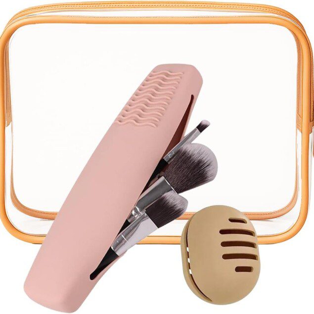 Trousse de maquillage transparente : l'alliée idéale pour les femmes en voyage