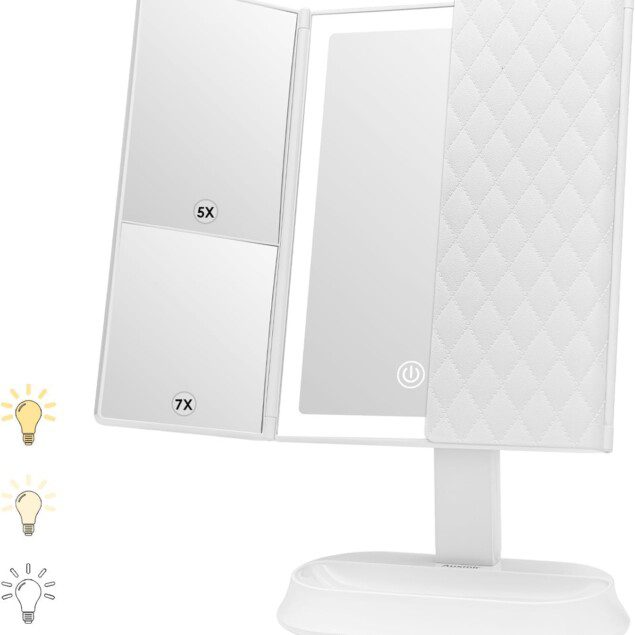 Miroir de maquillage lumineux : l'allié parfait pour les passionnées de beauté  

Avec 60 LED et triple grossissement, bénéficiez d'un éclairage optimal pour un maquillage impeccable  