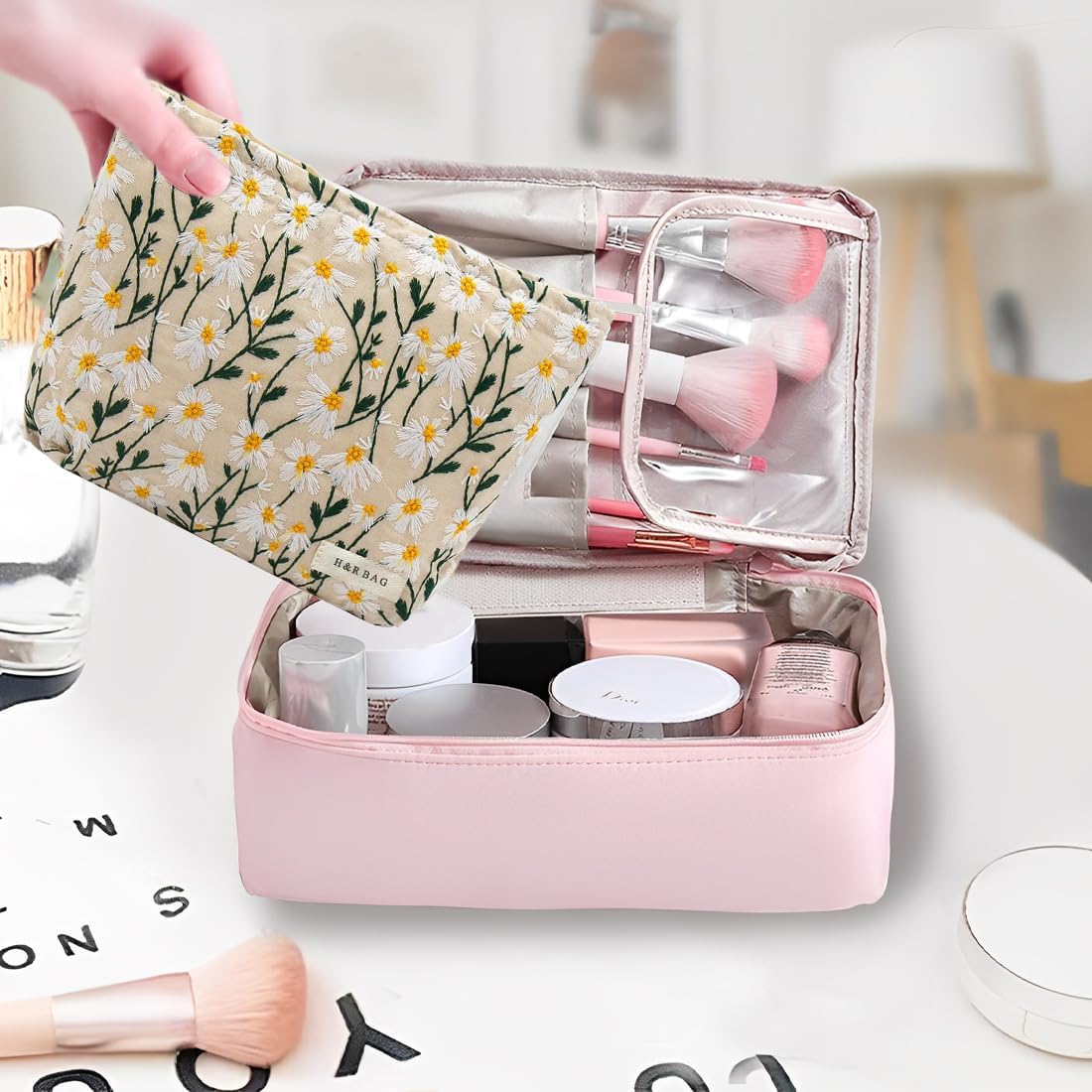 Trousse de maquillage en toile : l’accessoire idéal pour les femmes en voyage Optimisez votre routine beauté avec cette trousse de toilette portable et élégante – Image 5