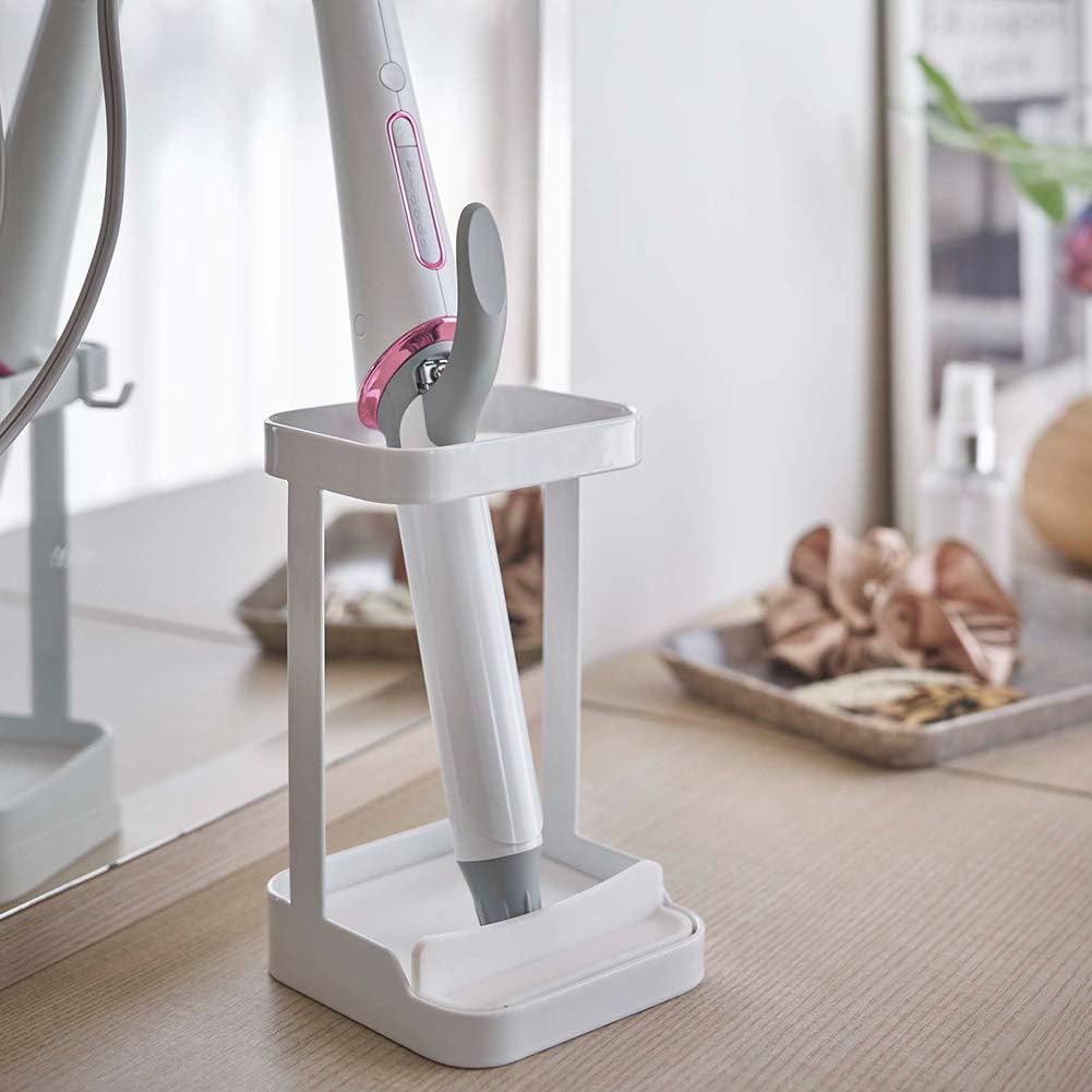 Support de fer à cheveux minimaliste : une élégance discrète pour votre salle de bain – Image 2