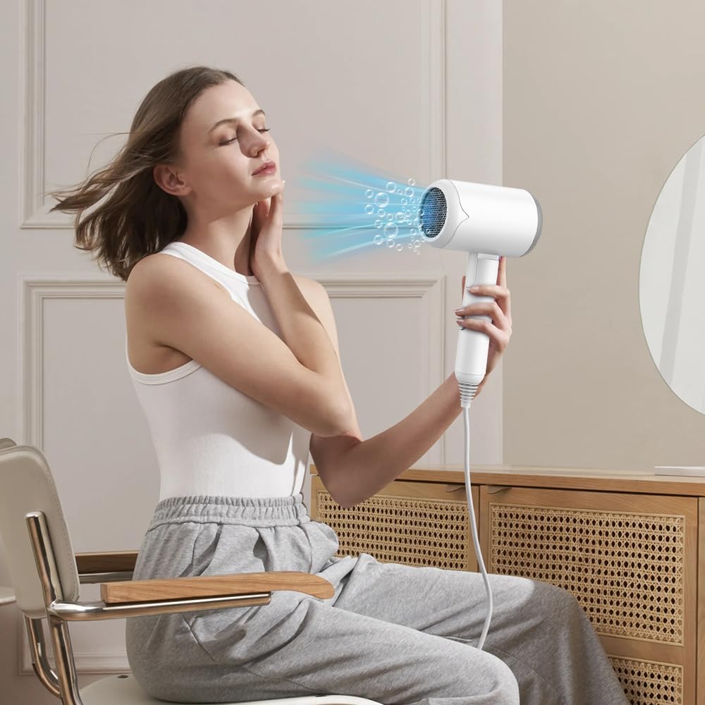 Sèche cheveux pliable 1200W : l'allié idéal pour votre famille en voyage ou au salon – Image 7