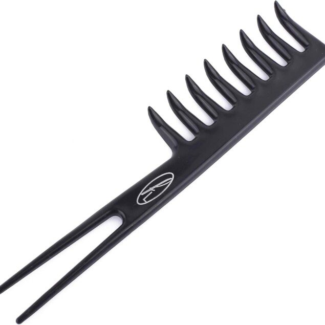 Peigne démêlant à double queue : l'allié parfait pour les cheveux afro, humides ou bouclés