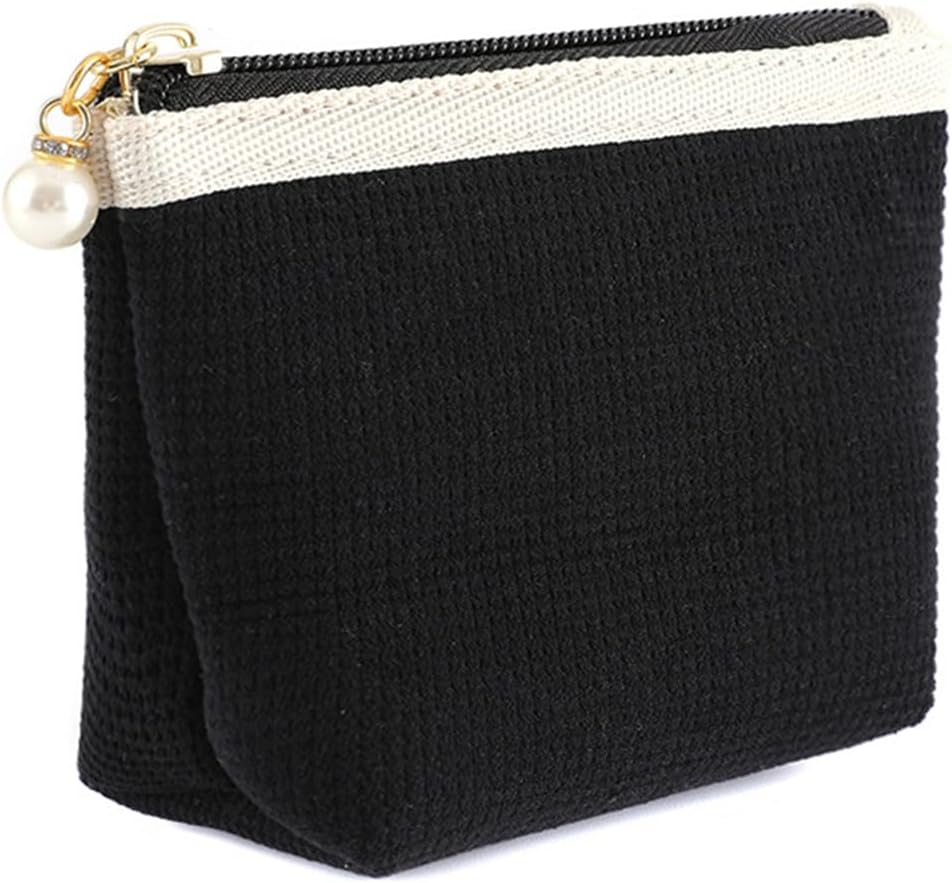 Mini pochette maquillage pour femmes : élégance et praticité au quotidien
