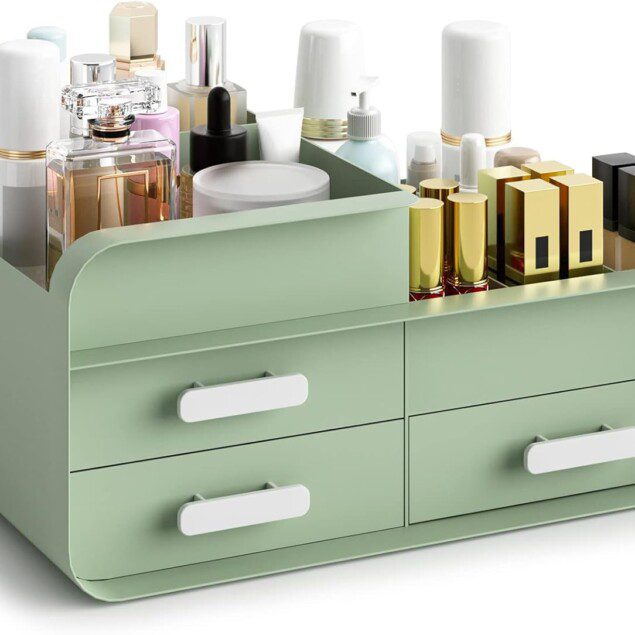Boîte de rangement maquillage : l'organisateur idéal pour vos pinceaux et soins de la peau