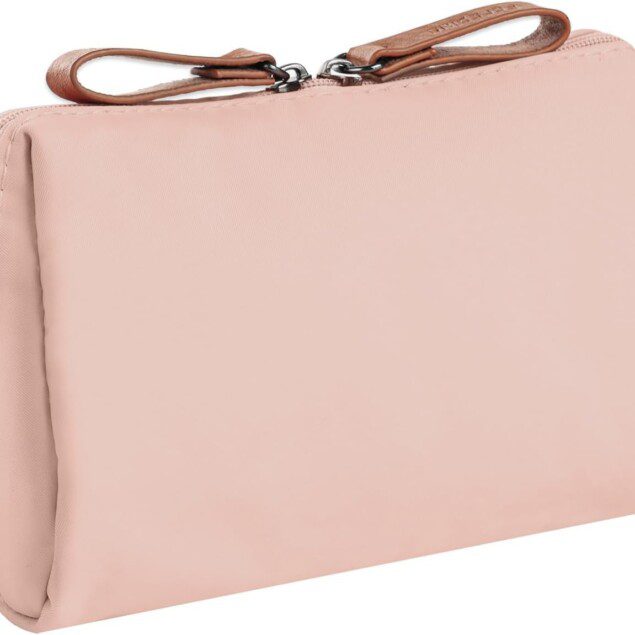 Petite trousse de maquillage de voyage : le sac à cosmétiques idéal pour les femmes en déplacement