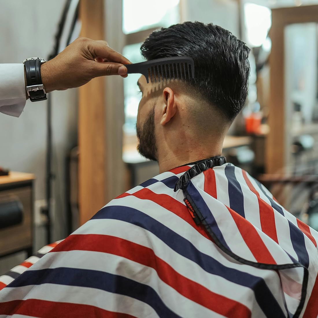 Peigne démêlant à dents larges en fibre de carbone : l'outil idéal pour les cheveux longs, bouclés ou droits – Image 6
