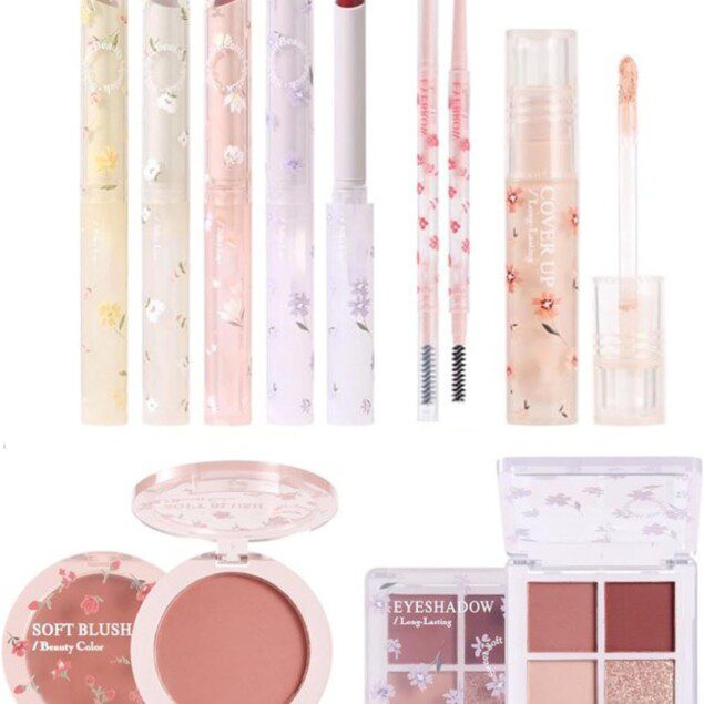 Kit de maquillage coréen pour femme : ensemble complet avec rouge à lèvres, fard à joues et palette de fards à paupières pour un look élégant et tendance