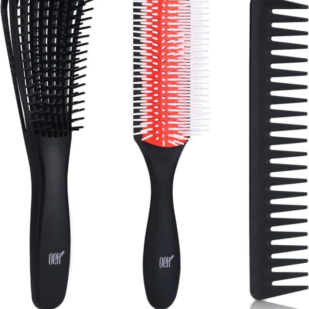 Brosse à cheveux démêlante : l'outil parfait pour femmes, hommes et enfants
Découvrez la brosse à cheveux bouclés, idéale pour démêler sans traction tous types de cheveux, qu'ils soient humides, secs, épais, ondulés ou raides, tout en offrant une définition exceptionnelle de votre coiffure.