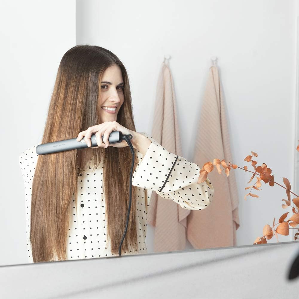 Lisseur en titane pour des cheveux lisses et brillants : technologie avancée et réglage précis de la température – Image 3