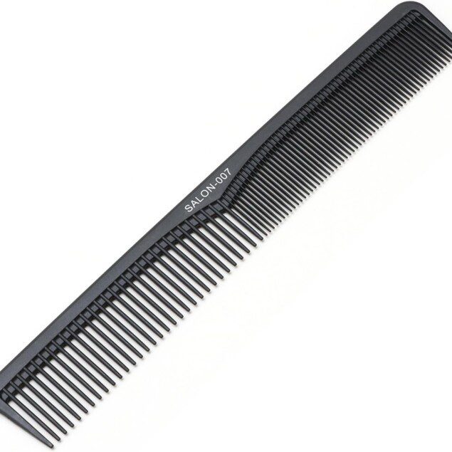 Peigne dent fine en fibre carbone : l'outil idéal pour stylistes professionnels et amateurs de coiffure