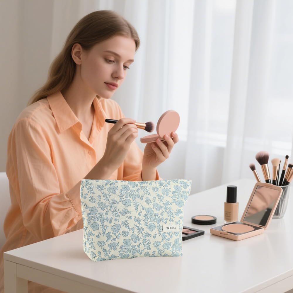 Trousse de maquillage élégante : pochette double couche pour femme et étudiante en fleurs bleues, idéale pour vos voyages et soirées – Image 2