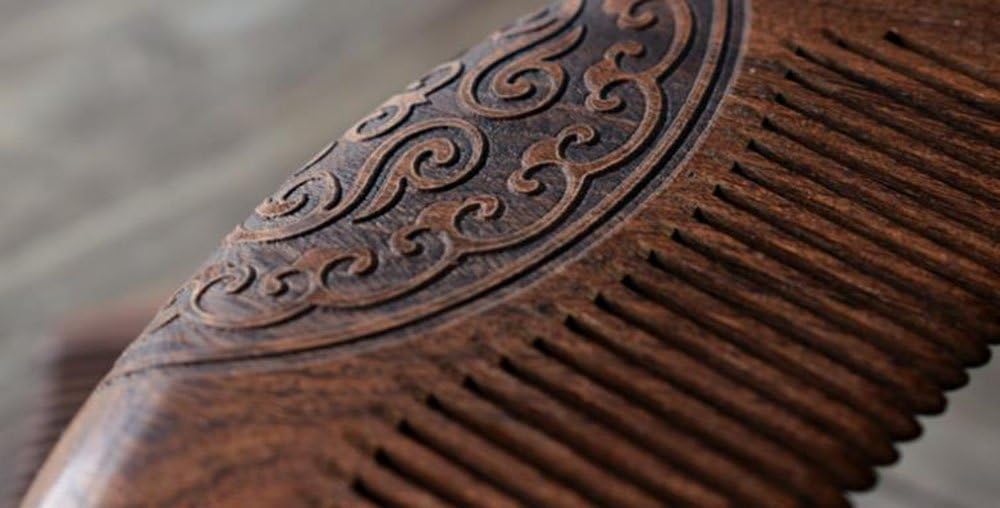 Peigne en bois de santal : l’accessoire naturel antistatique pour des cheveux sublimes – Image 7