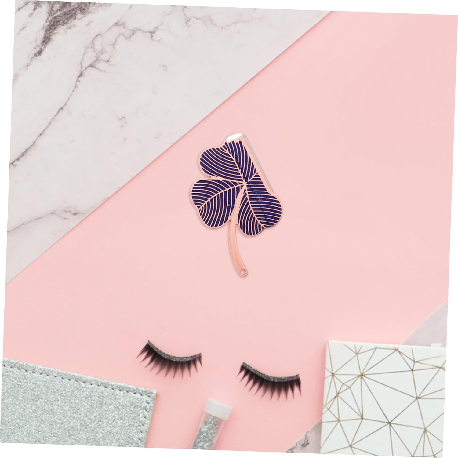 Tondeuse visage précision : trimmer sourcils inox créatif pour femmes débutantes Un outil durable et facile d'utilisation pour une épilation parfaite des poils du visage – Image 6