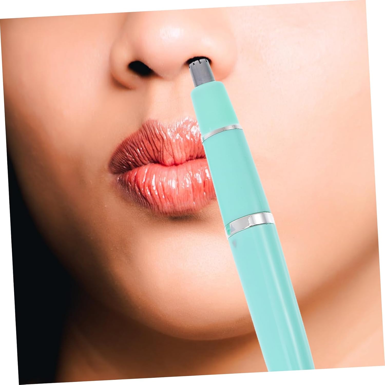 Tondeuse électrique multifonction pour sourcils et visage : une épilation rapide et sans effort – Image 6