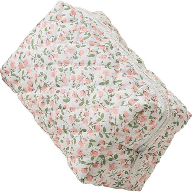 Trousse fleurie : trousse de maquillage matelassée pour les passionnées de beauté Découvrez notre trousse de maquillage matelassée en coton doux, au motif floral élégant, conçue pour organiser vos pinceaux et accessoires de beauté avec style et praticité.