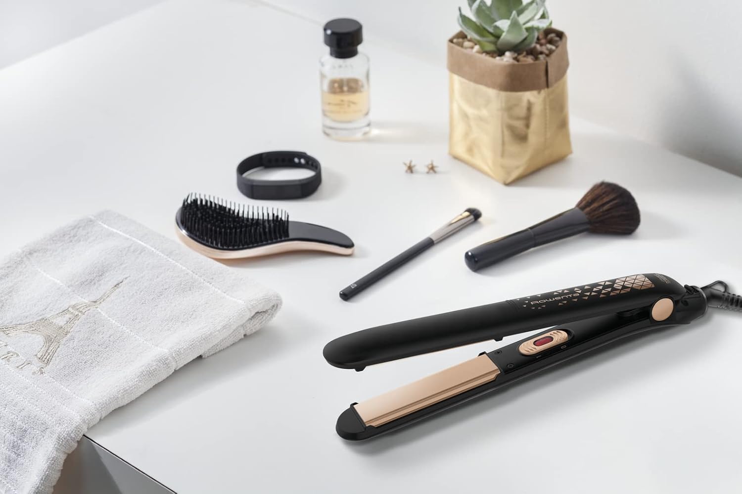 Lisseur cheveux Rowenta : lissage parfait à 200°C pour des cheveux sublimes en un temps record – Image 7