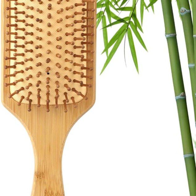 Brosse en bambou pour cheveux : un soin antistatique et anti-frisottis pour toute la famille