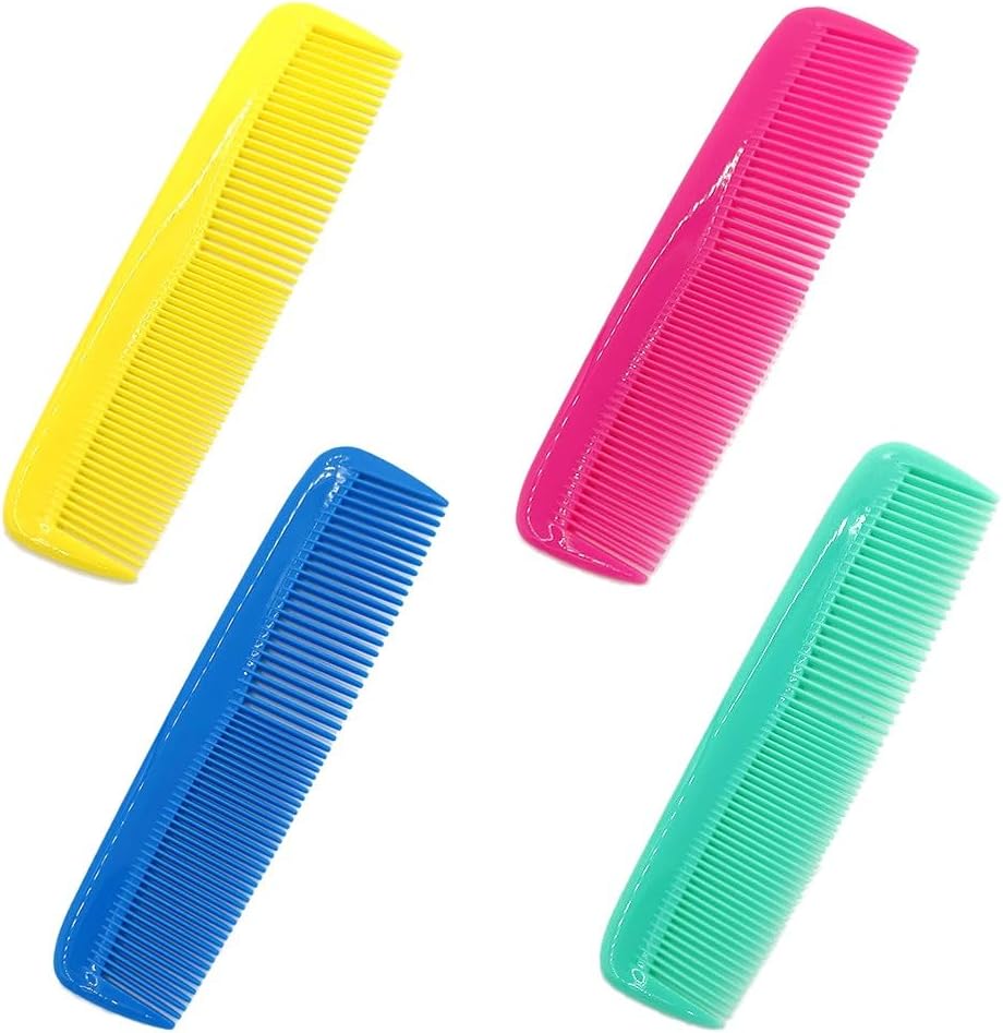 Peignes à cheveux en plastique : l'outil idéal pour femmes et hommes en quête de coiffures impeccables