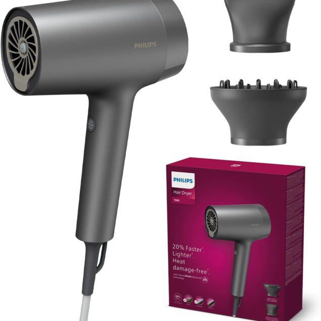 Sèche-cheveux Série 7000 : pour un coiffage doux et protecteur grâce à la technologie ThermoShield
Profitez d'une expérience de séchage optimale avec des ions minéraux réduisant les dommages causés par les UV, idéal pour tous types de cheveux