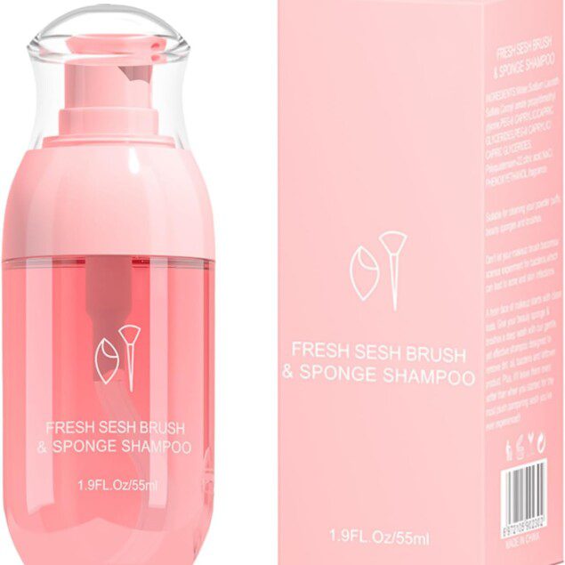 Nettoyant pour brosse à maquillage : un soin essentiel pour les passionnées de beauté