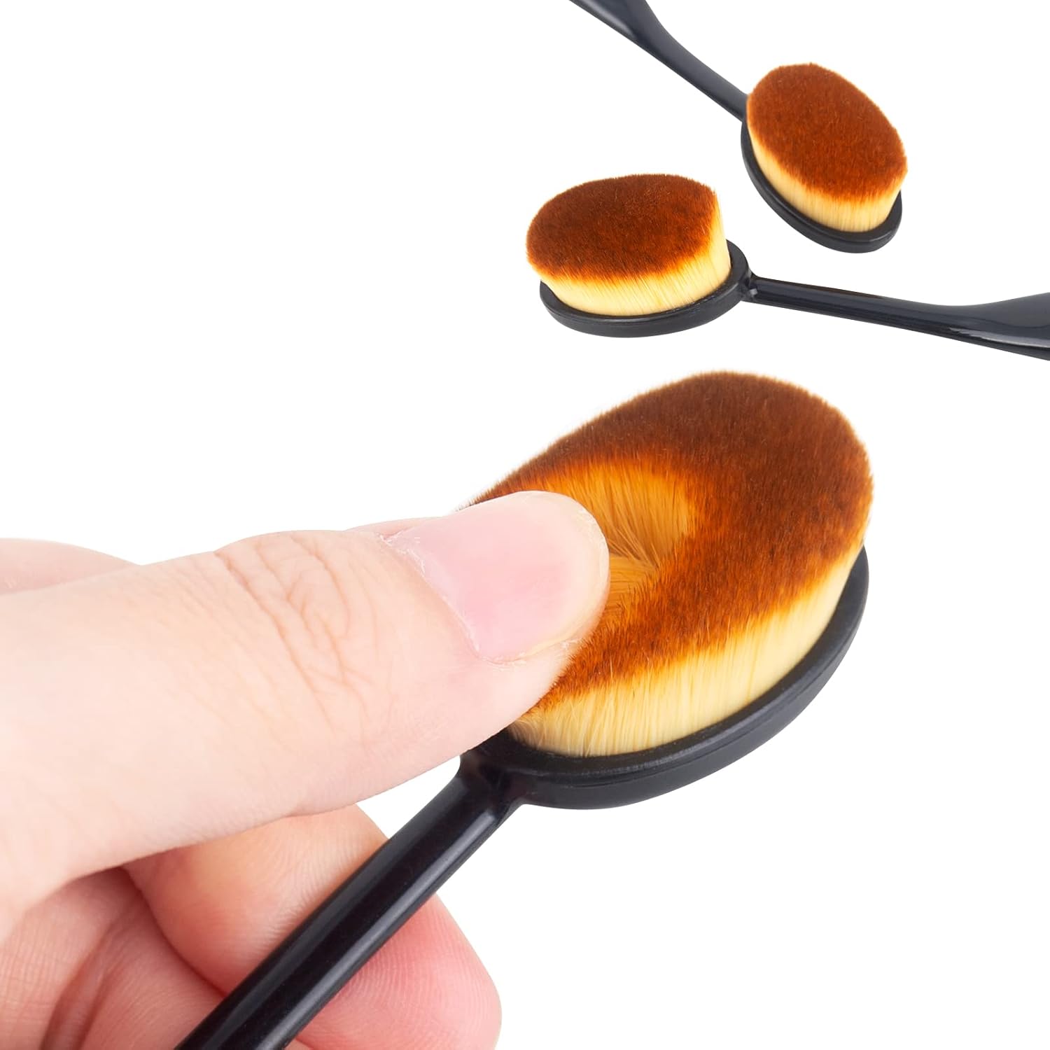 Pinceau de maquillage ovale de qualité supérieure : l'outil essentiel pour un teint parfait et un contouring maîtrisé – Image 3