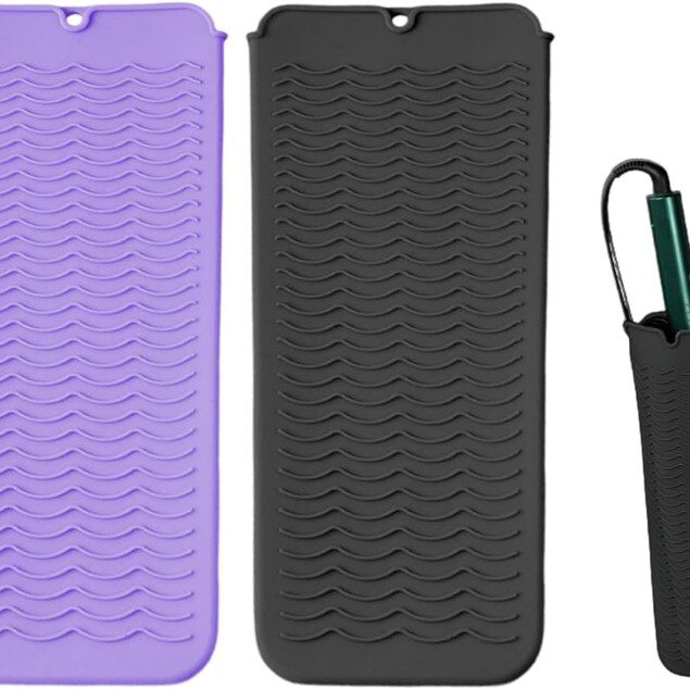 Tapis résistant à la chaleur : 2 tapis en silicone pour fers à boucler et lisser  
Idéal pour les coiffeurs professionnels et les passionnés de coiffure, avec pochettes pratiques pour un rangement facile et sécurisé