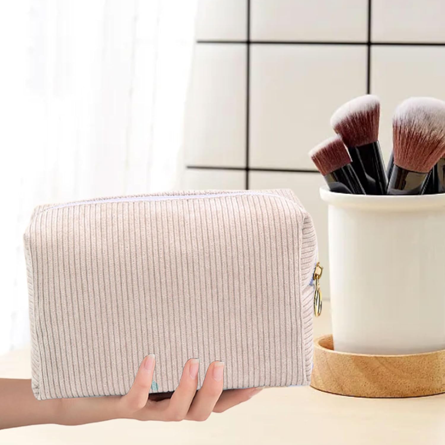 Trousse de toilette élégante pour les voyages : organisation optimale de vos cosmétiques – Image 6
