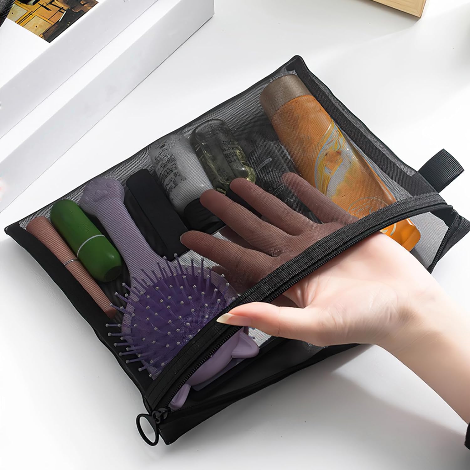 Trousse de toilette femme : 4 pack en nylon pour un rangement élégant et pratique en voyage – Image 4