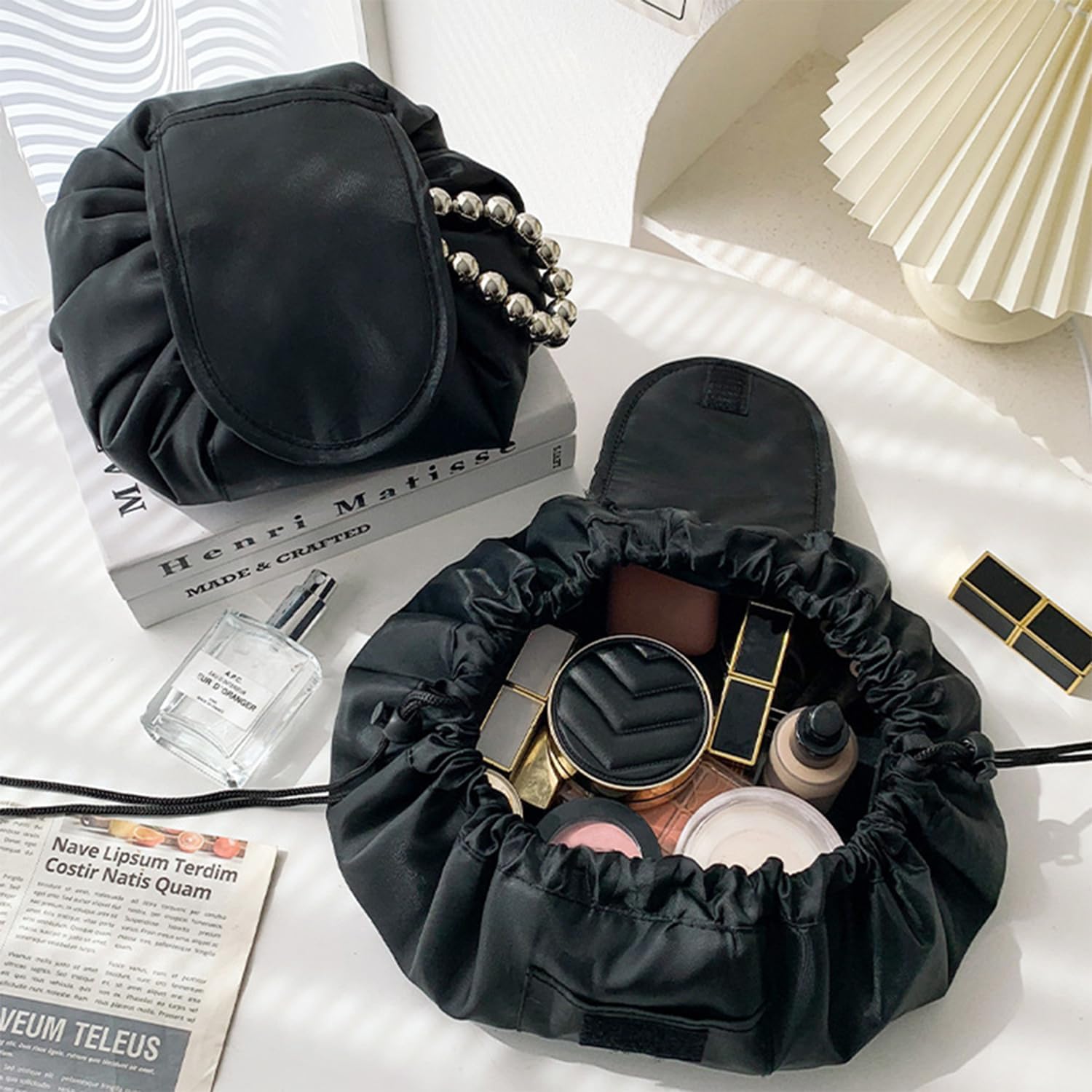 Rangement maquillage élégant : la trousse idéale pour les femmes paresseuses Optimisez votre routine beauté avec cette pochette pratique et chic – Image 4