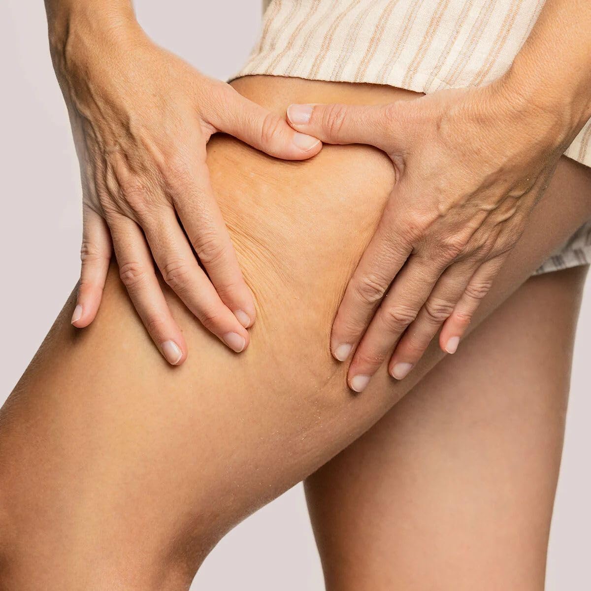 Masseur anti-cellulite électrique infrarouge : l'allié parfait pour un corps tonifié et raffermi Pour les femmes soucieuses de leur silhouette, cet appareil de massage sous vide USB transforme votre routine de soin en un moment de bien-être exceptionnel. – Image 9