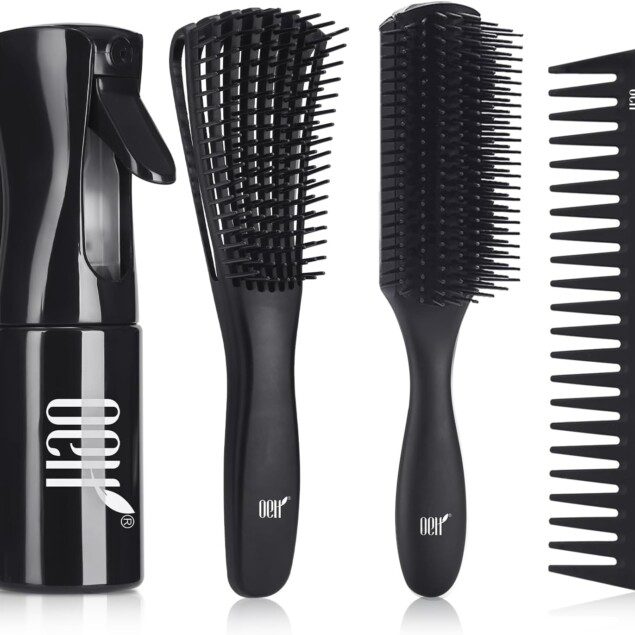 Brosse démêlante pour cheveux bouclés naturels : l'outil indispensable pour femmes et hommes Découvrez notre brosse à 9 rangées, conçue pour démêler en douceur et redonner éclat à vos boucles tout en préservant la santé de vos cheveux.