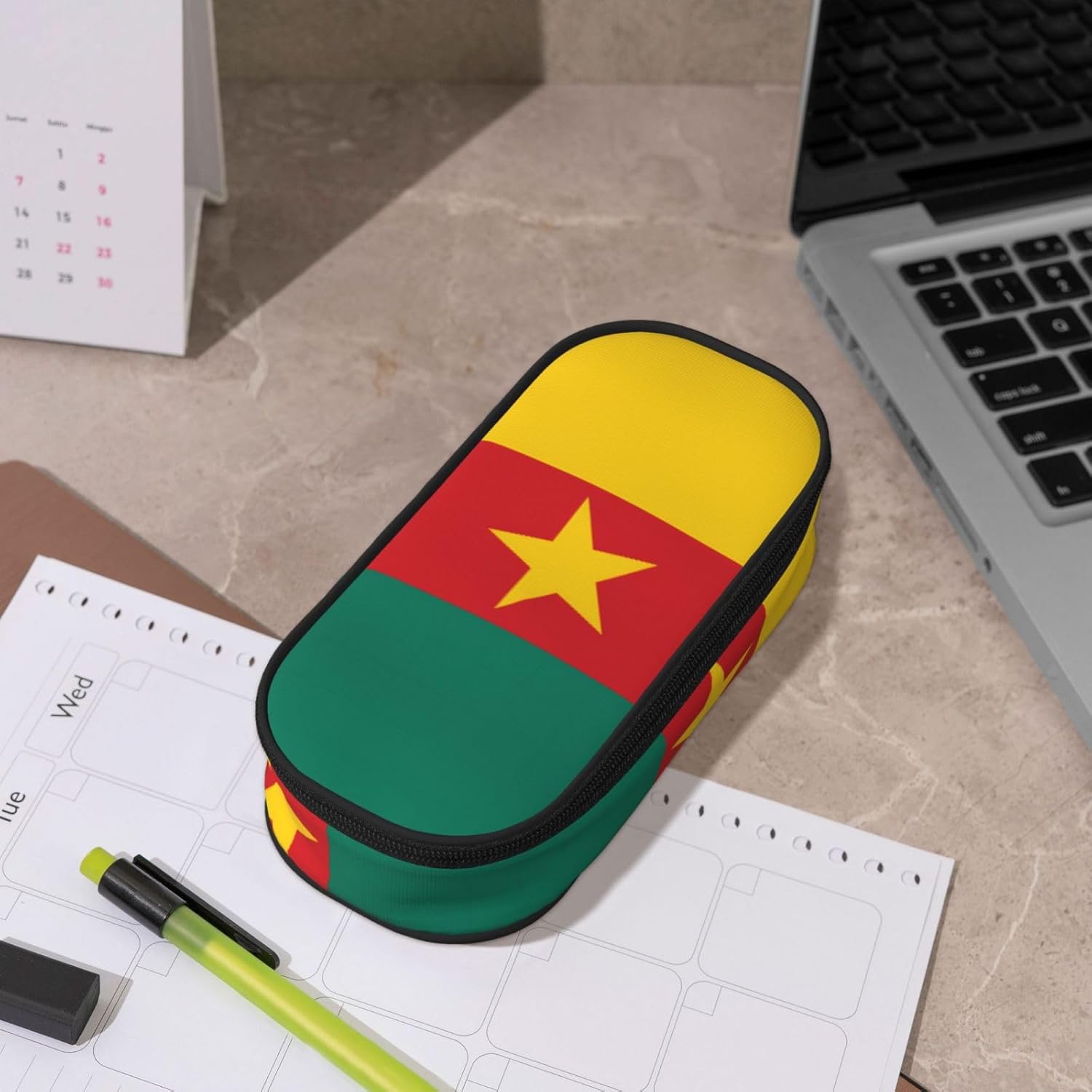 Trousse à crayons imprimée drapeau du Cameroun : un rangement élégant pour les passionnés de papeterie et de beauté – Image 7