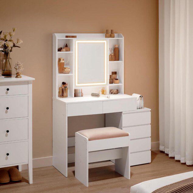 Coiffeuse moderne avec miroir LED réglable : le meuble idéal pour les passionnées de maquillage