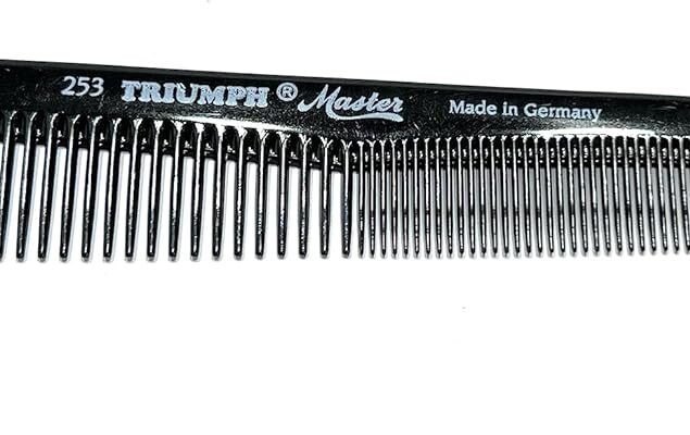 Peigne à cheveux Triumph Master 253 : l’accessoire idéal pour un coiffage parfait et élégant