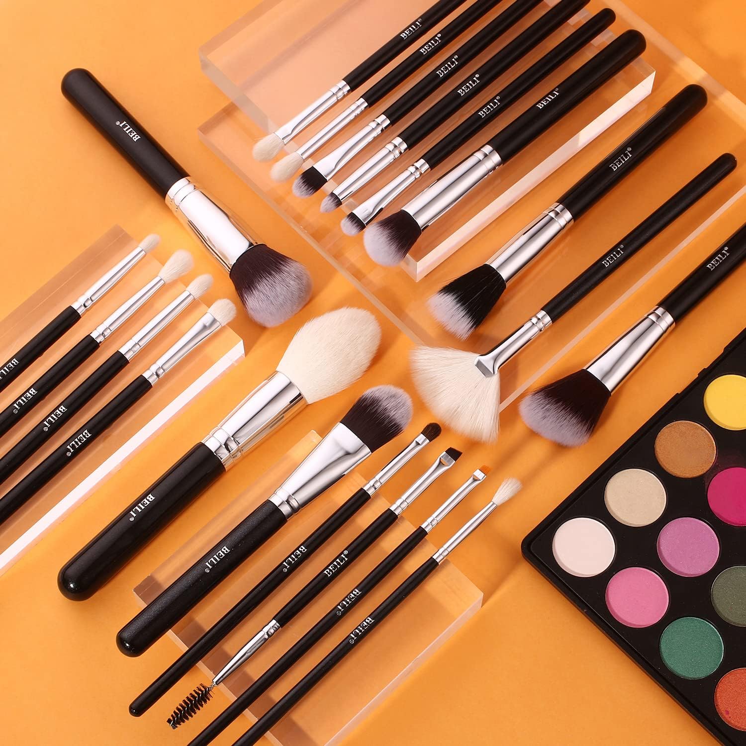 Pinceaux maquillage professionnels : le kit ultime de 20 pièces pour un teint parfait Découvrez notre kit de pinceaux maquillage de qualité supérieure, conçu pour les passionnées de beauté souhaitant appliquer fond de teint, poudre, anti-cernes et ombres à paupières avec une précision inégalée. Offrez-vous un rendu impeccable grâce à des poils en chèvre naturels et synthétiques, idéaux pour un maquillage lumineux et durable. – Image 3