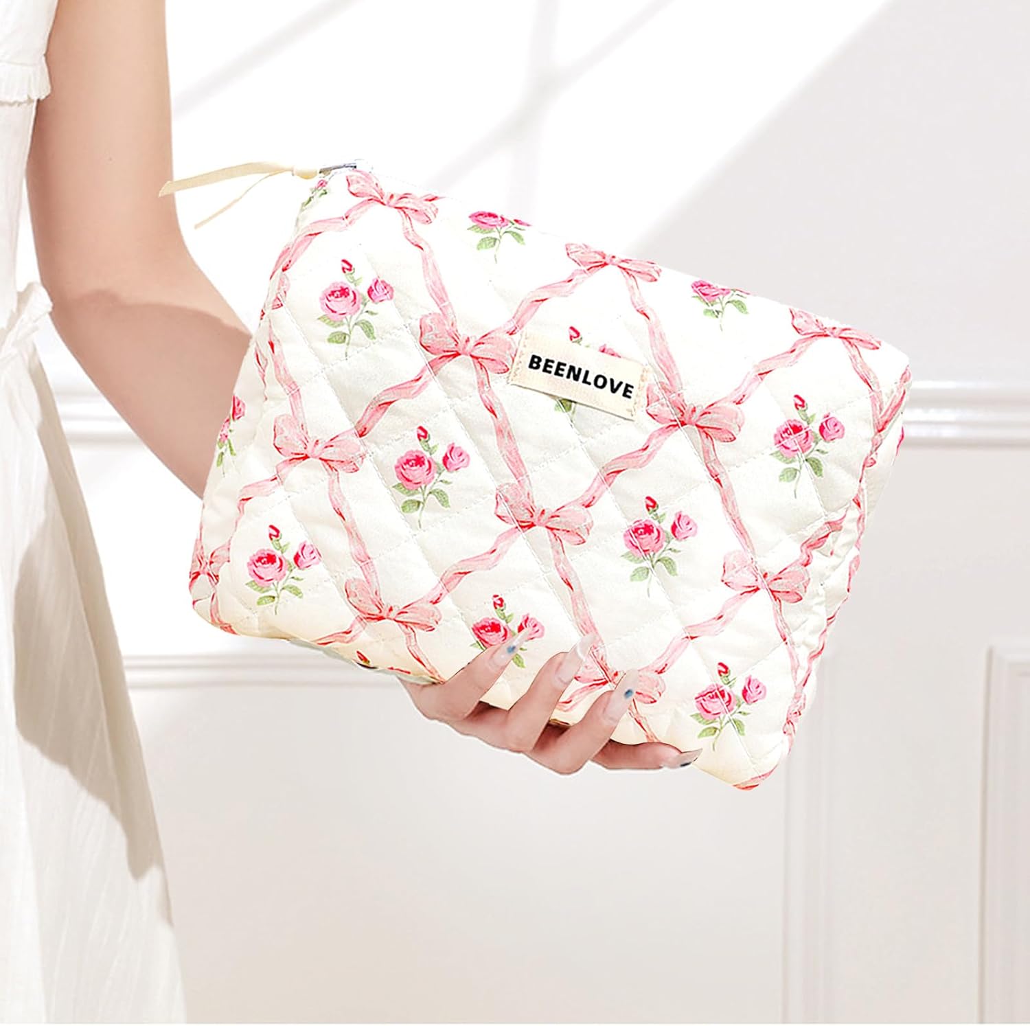 Trousse de toilette voyage élégante : l'accessoire indispensable pour les femmes en déplacement – Image 7