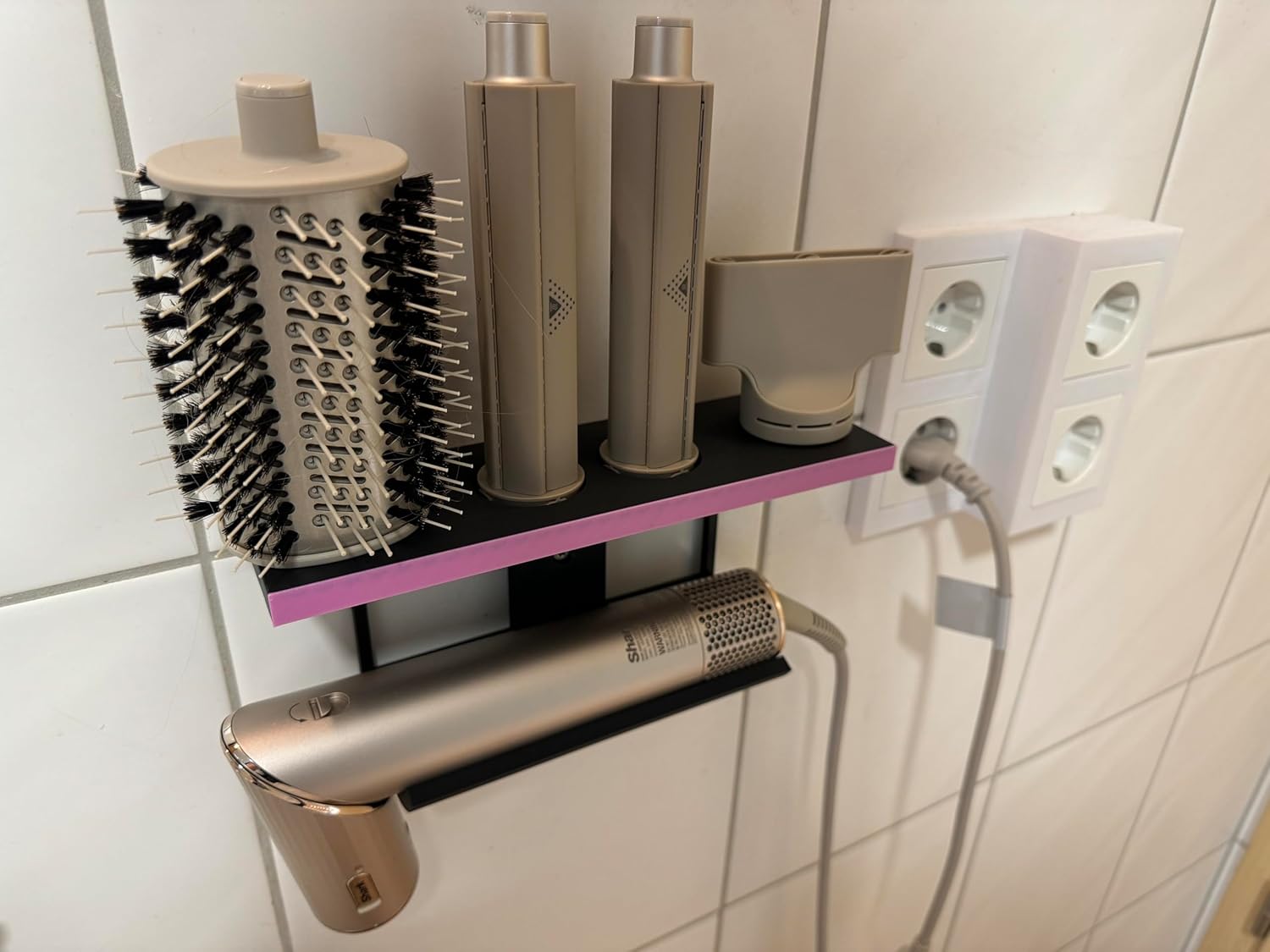 Support mural pour sèche-cheveux Shark Flex Style : une solution élégante et pratique pour un rangement optimal dans votre salle de bain – Image 6