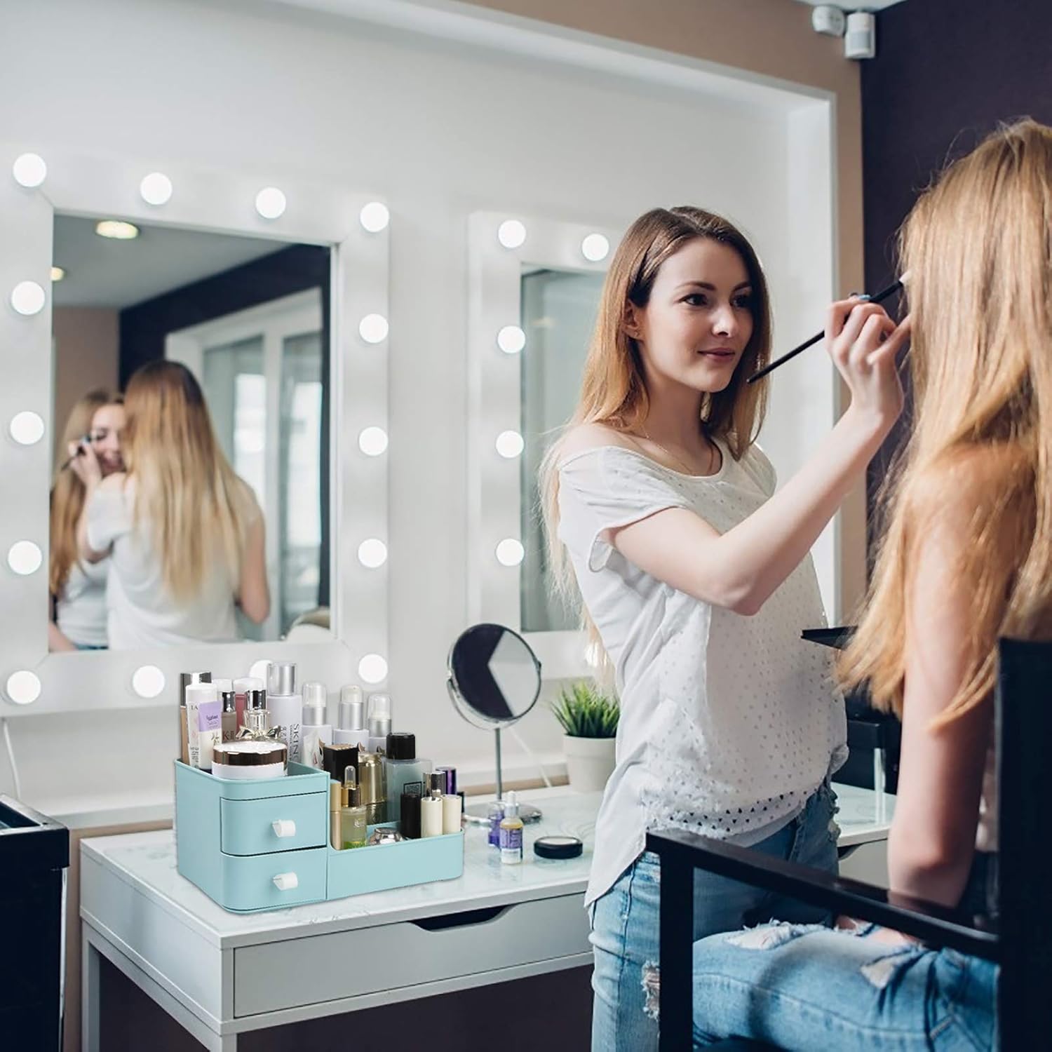 Rangement maquillage : l'organisateur de cosmétiques idéal pour une salle de bain toujours en ordre – Image 2