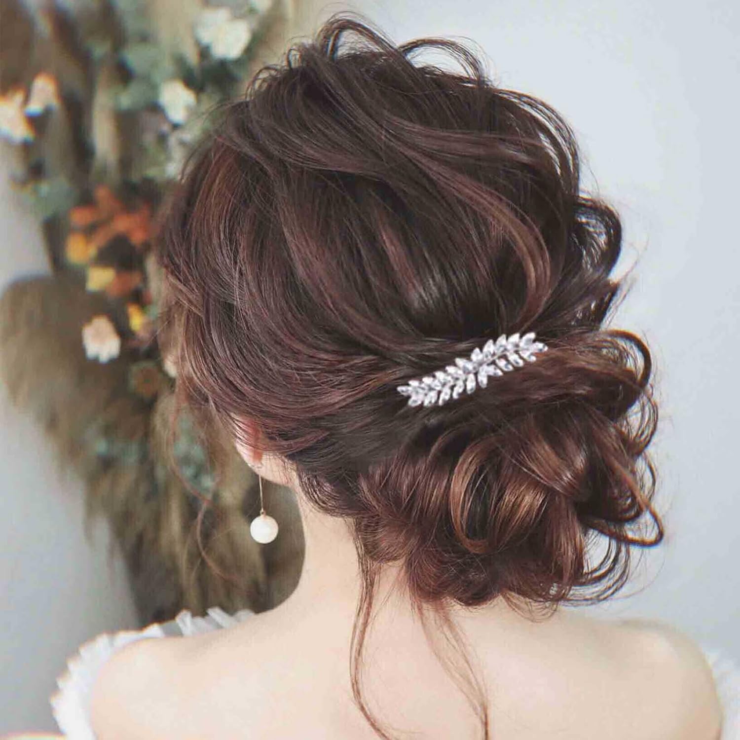 Barrette en strass argent : l'accessoire coiffure décoratif pour sublimer votre look vintage – Image 7